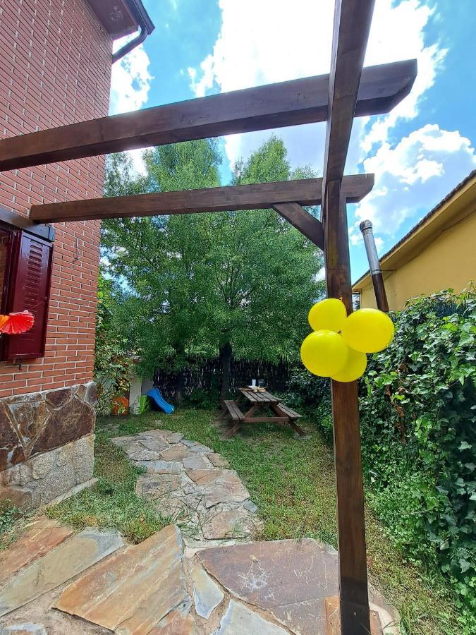 Casa Cercedilla Montana Esqui Villa Exteriör bild